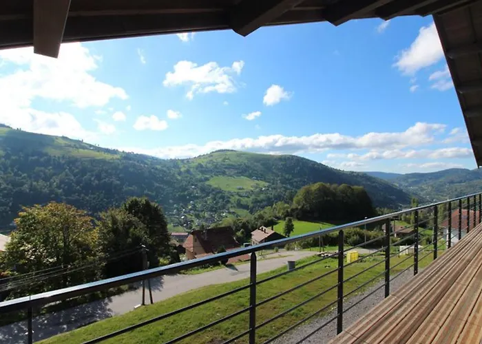 A Avec Cheminee Et Garage - Fr-1-589-385 * La Bresse