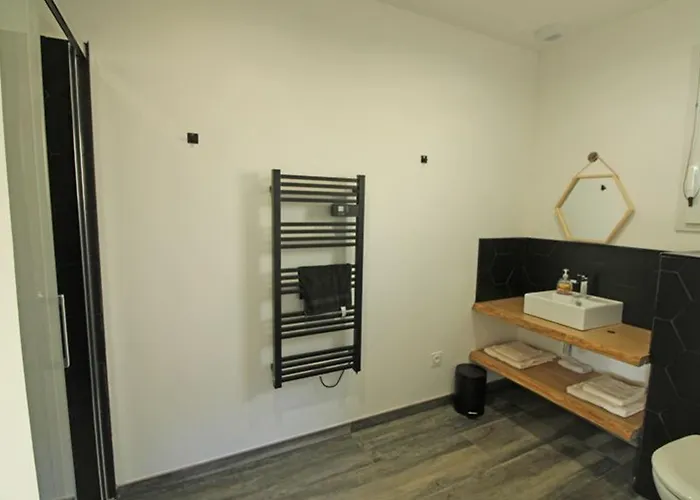 A Avec Cheminee Et Garage - Fr-1-589-385 Prázdninový dům *